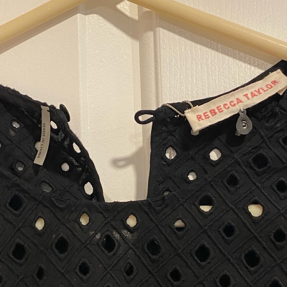 Rebecca Taylor Black Short Sleeve Eyelet Cropped Blouse Top Size 6 NWT - Picture 6 of 15